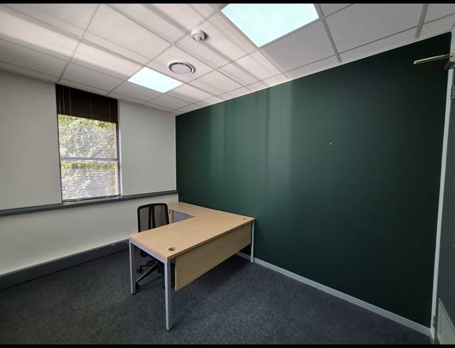 129M² OFFICE TO LET IN SANDTON CENTRAL